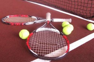 Около 100 спортсменов принимают участие во всероссийском теннисном турнире серии РТТ
